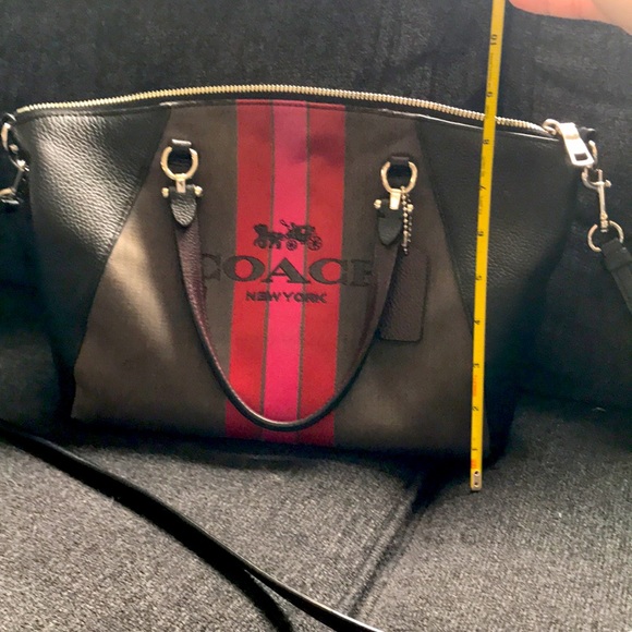 Coach Prairie satchel with horse and carriage purse - Picture 3 of 7